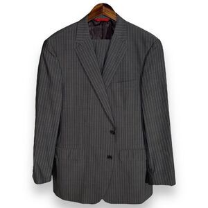 Samuelsohn Gable Gray Striped Super 130s Suit Size 44R